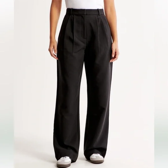 Abercrombie | Curve Love A&F Sloane Tailored Wide Leg Pants in Black - Picture 4 of 13